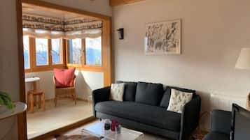 Chalet | Living area