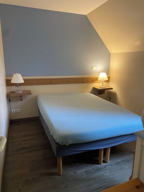 2 quartos, berço de viagem, Wi-Fi de cortesia