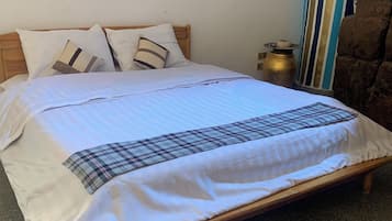 1 habitación, wifi y ropa de cama