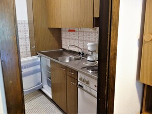 Apartment | Private kitchen
