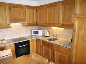 Apartment | Private kitchen