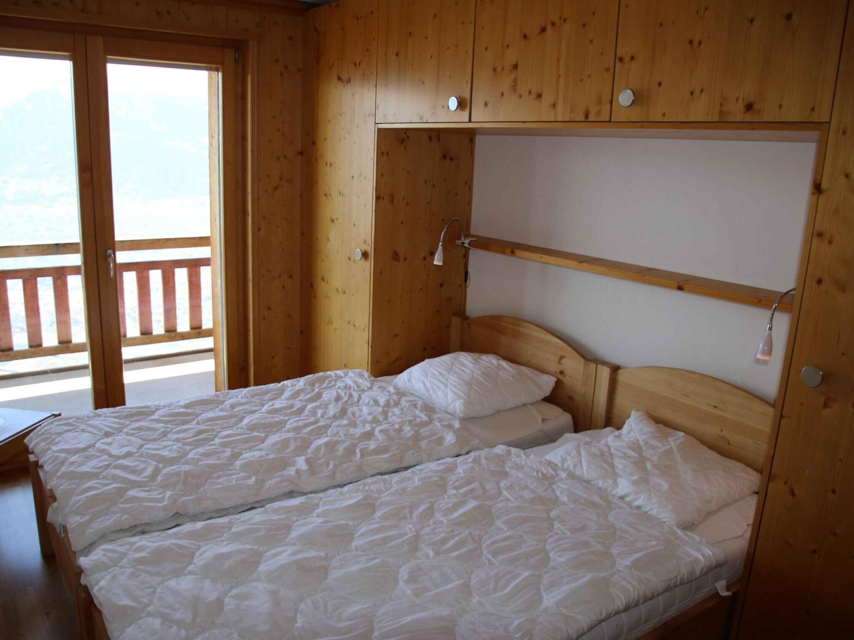 Apartment | 2 bedrooms, individually furnished, bed sheets