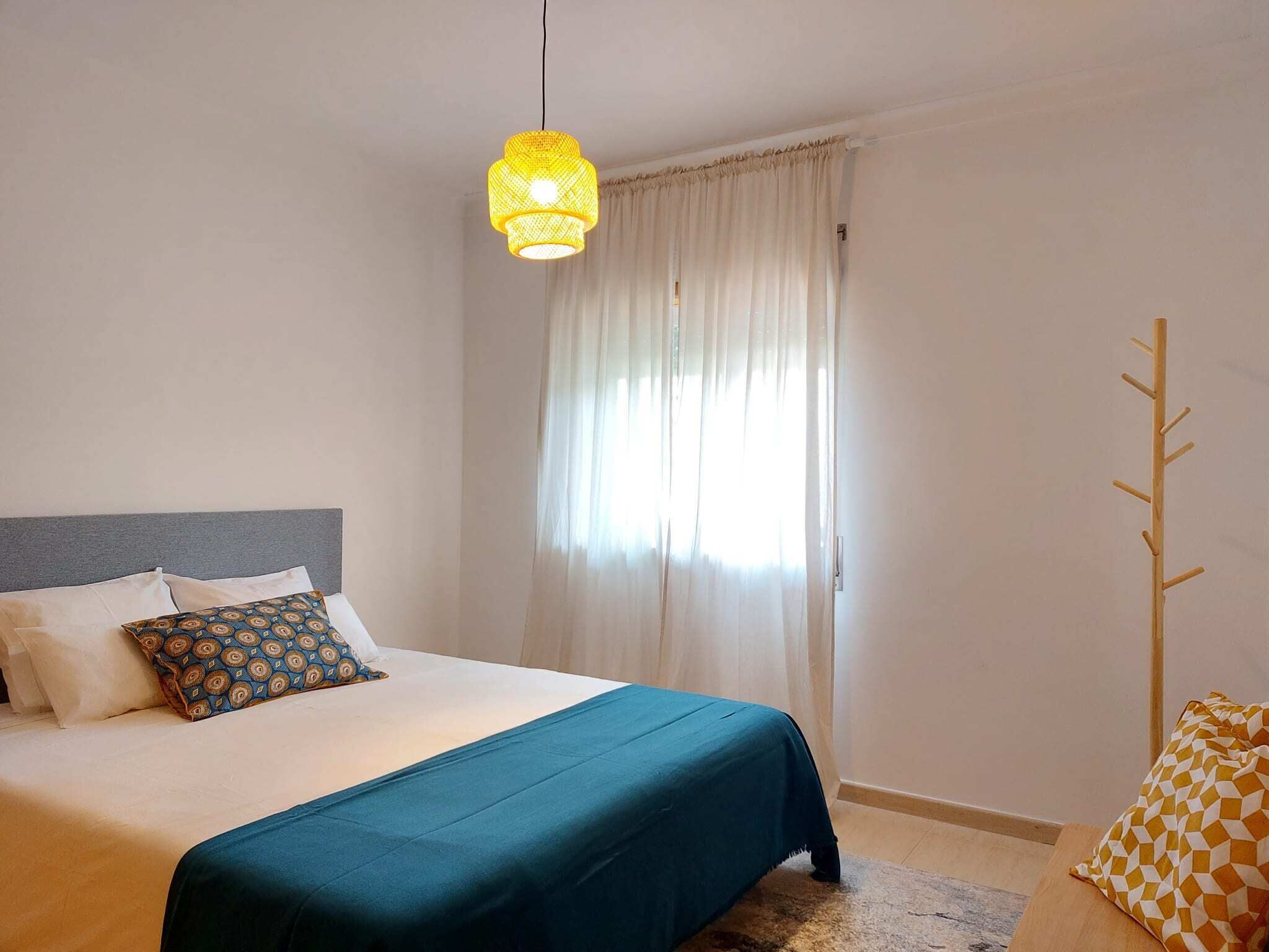 1 chambre, fer et planche à repasser, accès Internet, draps fournis