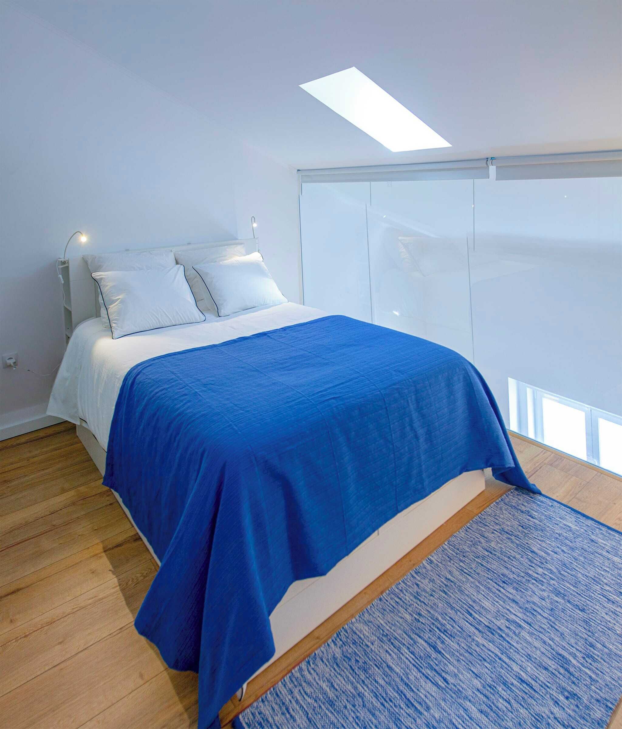2 dormitorios, tabla de planchar con plancha, Internet y ropa de cama