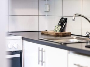 Interior - 4 Star Holiday Home in Tjorn (Myggenäs)