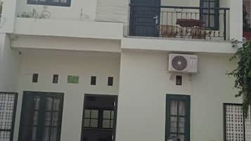 Bagian depan properti