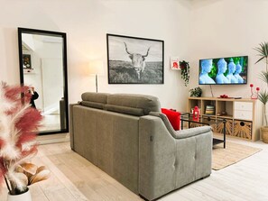 Smart TV - RED LILY APARTMENT (Firenze)