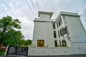 Front of property - THE GOA COURTYARD (Arpora)
