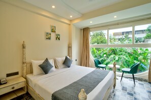 Chambre Double Deluxe | Bureau