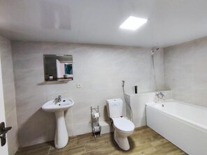 Deluxe Villa, Smoking, Sea View | Bathroom | Shower, free toiletries, hair dryer, towels - Egli's boutique (Lavreotiki)