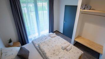 Villa | 8 bedrooms, individually furnished