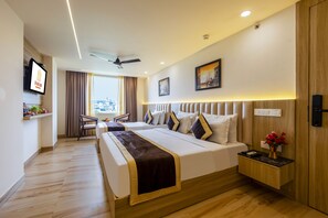 Junior Suite | 1 bedroom, free WiFi