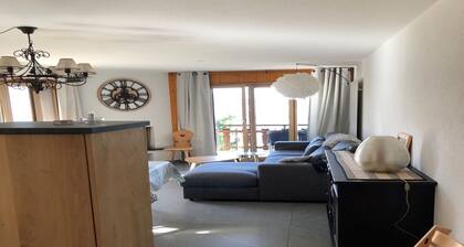 Apartment With Free Shuttle