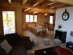 Chalet | Dining - Chalet Nestled in Mountains and Garden (Nendaz)
