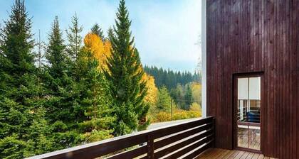 Spacious Villa With Lush Garden