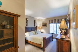 Condo, 1 Bedroom | 1 bedroom, iron/ironing board, free WiFi