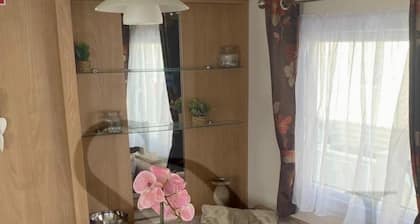 3 bed Static Caravan Lyons Winkups