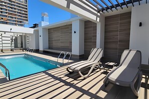Seasonal outdoor pool