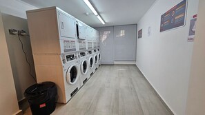 Apartment | Interior - Oceana Suites Eco España (Santiago)