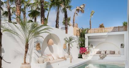 Mazari Luxury Villas