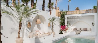 Mazari Luxury Villas