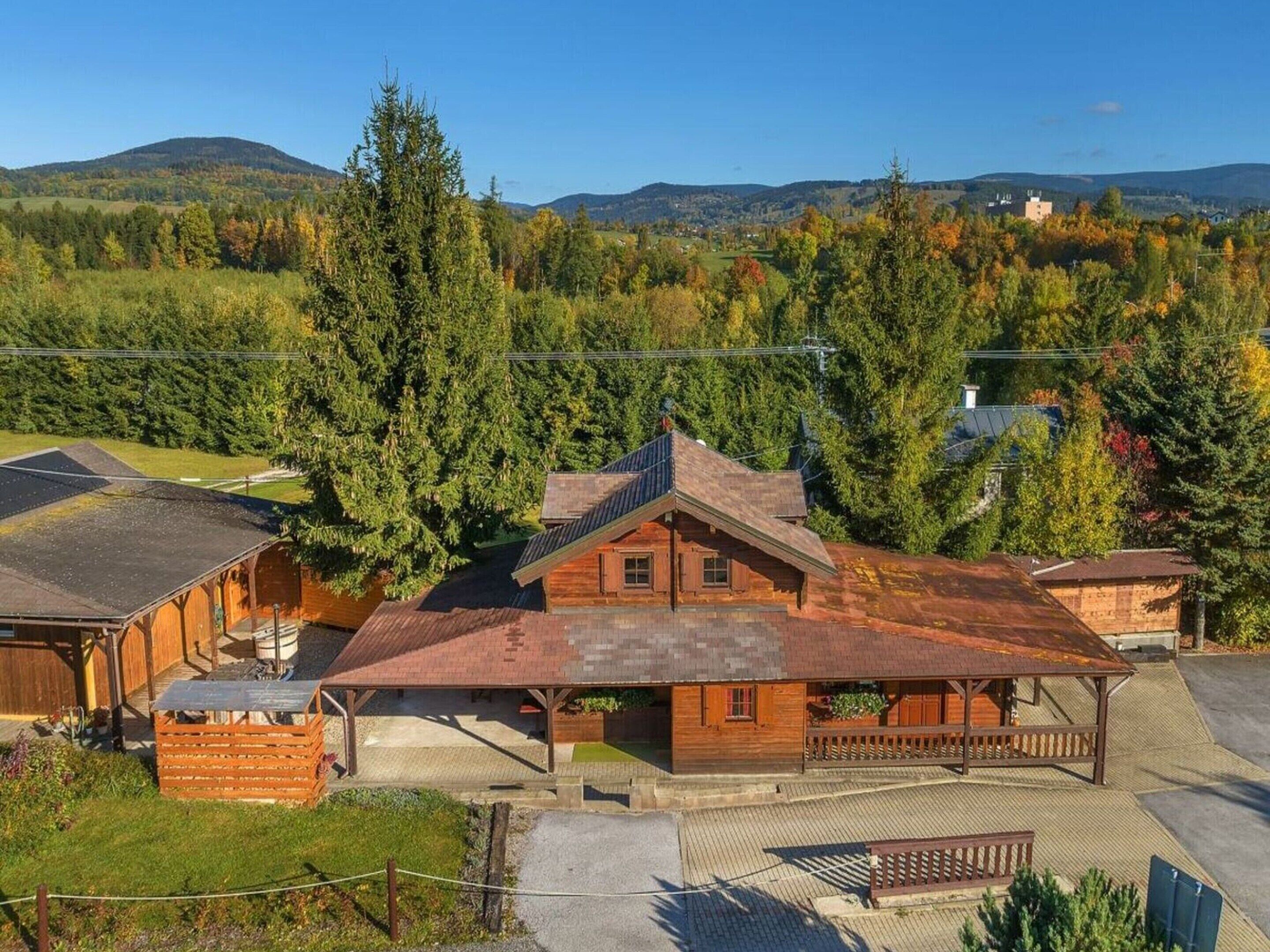 المنشأة من الخارج