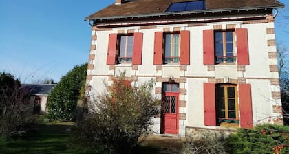 Large charming house in the country - 2h from Paris - Near the Loire castles