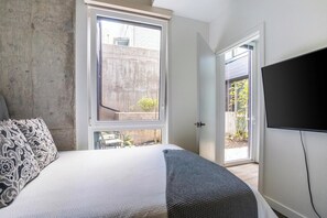 1 Schlafzimmer, Schreibtisch, Bügeleisen/Bügelbrett, WLAN