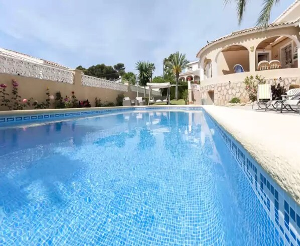 Villa | Pool