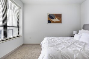 2 bedrooms, desk, iron/ironing board, WiFi