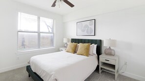 Desk, iron/ironing board, WiFi, bed sheets