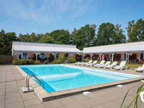House | Pool
