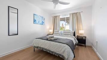 2 bedrooms, iron/ironing board, travel cot, free WiFi