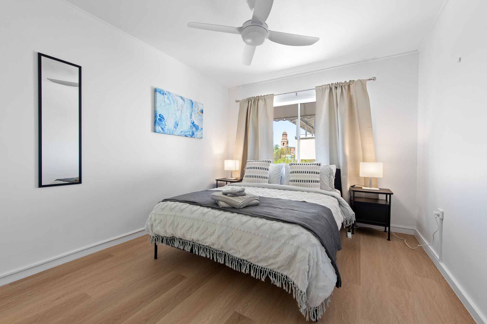 2 bedrooms, iron/ironing board, travel cot, free WiFi