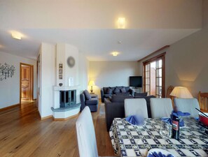 Apartment | Living room - Comfortable Apartment With Sauna (Veysonnaz)