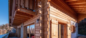 Hirondelle Jacuzzi & Luxury Chalet 12 Pers