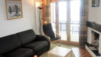 Apartment | Living area