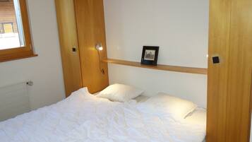 Apartemen | 4 kamar tidur dan dilengkapi dengan perabotan berbeda-beda