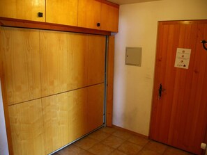 Appartement | 4 chambres, ameublement personnalisé, draps fournis