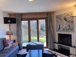Apartment | Living area