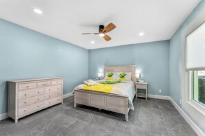 1 chambre, fer et planche à repasser, lit parapluie, Wi-Fi gratuit