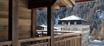 Lavish Apartment With Sauna