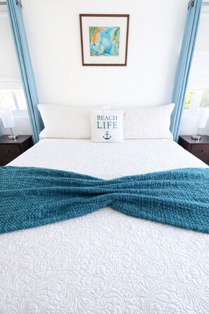 2 bedrooms, iron/ironing board, travel cot, free WiFi