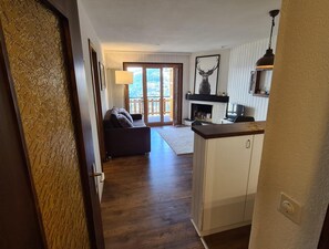 Apartment | Living area - Flat in Veysonnaz Near Ski Lift & Valley Views (Nendaz)