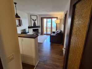 Apartment | Living area