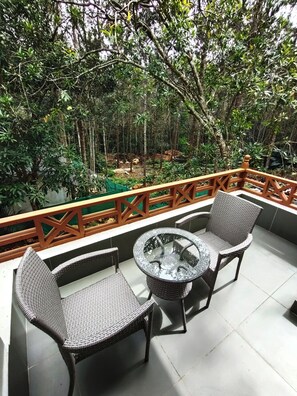 Phòng Premium, quang cảnh vườn | Ban công