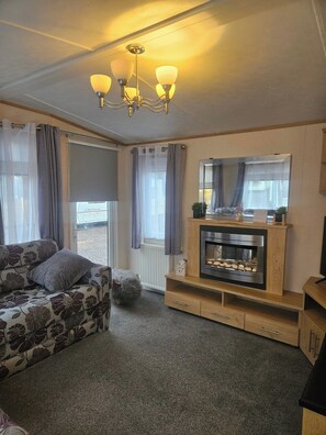 Living area - Dunooncaravan/2bed/sleeps4/scenicwwalks/tv/wifi (Dunoon)