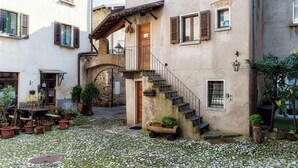 Exterior - La Casetta di Riva  (Riva San Vitale)