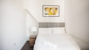 Dormitorio compartido, 1 habitación, vistas a la ciudad | Interior