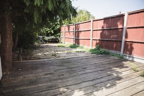 Shared Dormitory, 1 Bedroom, City View | Property grounds